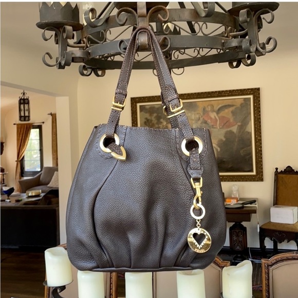 SALE!!!! 🤗🤩🤩 Vintage FENDI Selleria Bag 💋 Gorgeous, excellent condition! - Picture 5 of 10